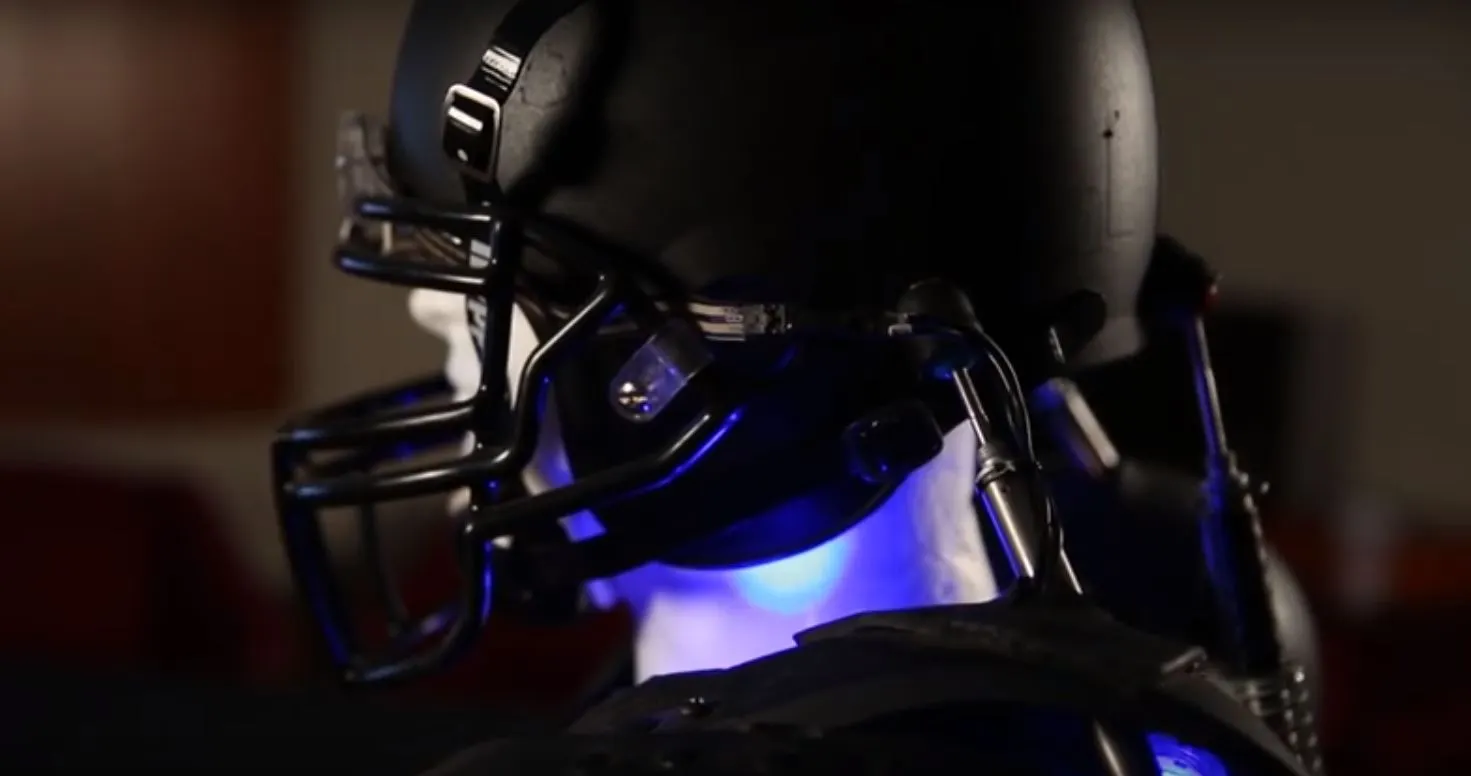 Stabilizers hold the helmet in place following impact