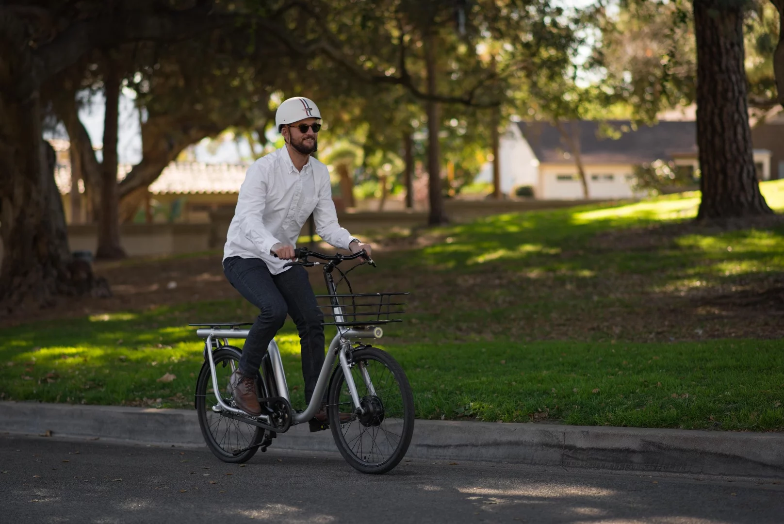 The Capacita smart cargo e-bike is the subject of an Indiegogo crowdfunding campaign
