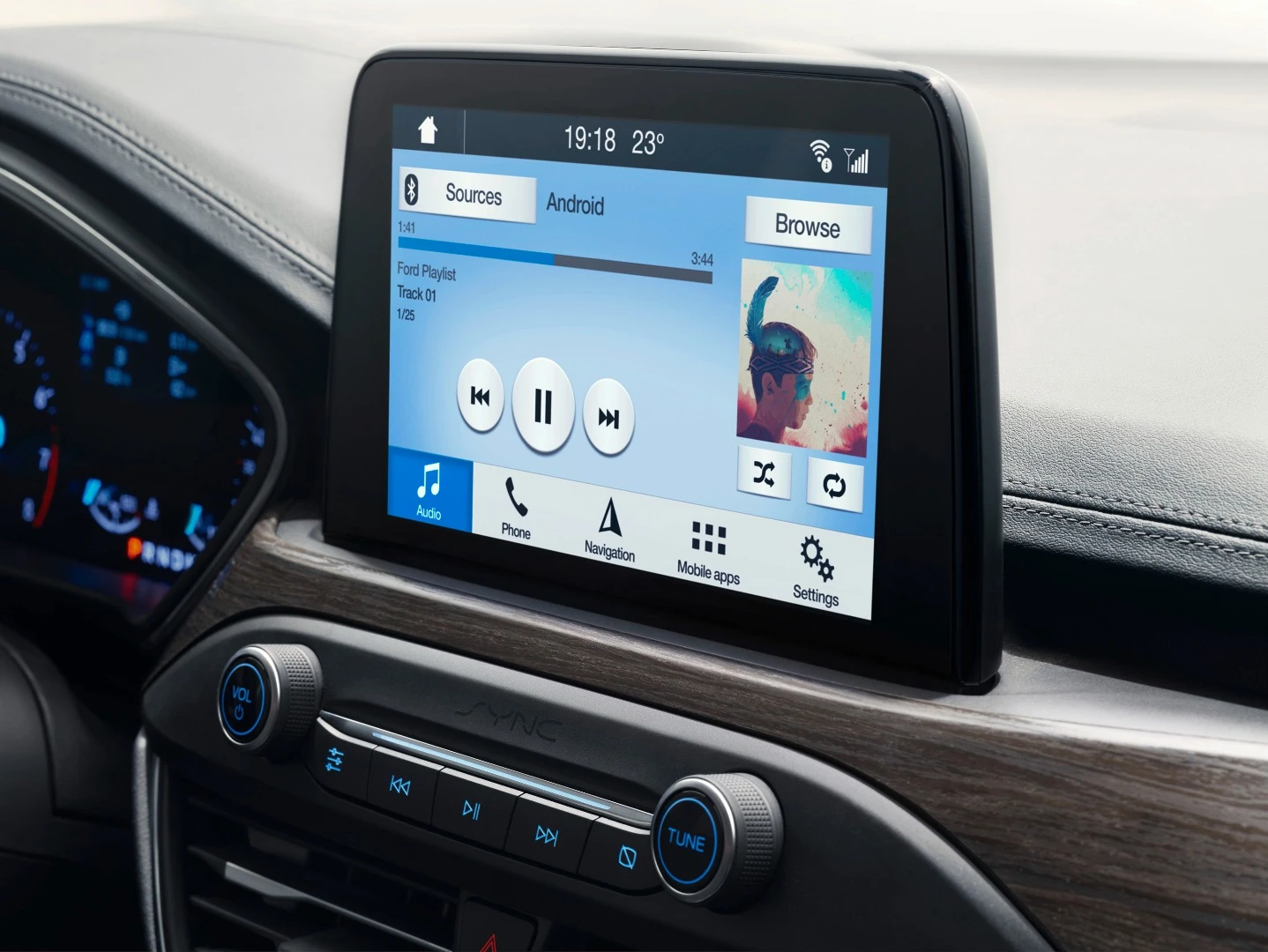 Ford Focus Vignale: 675-watt B&O Play sound system