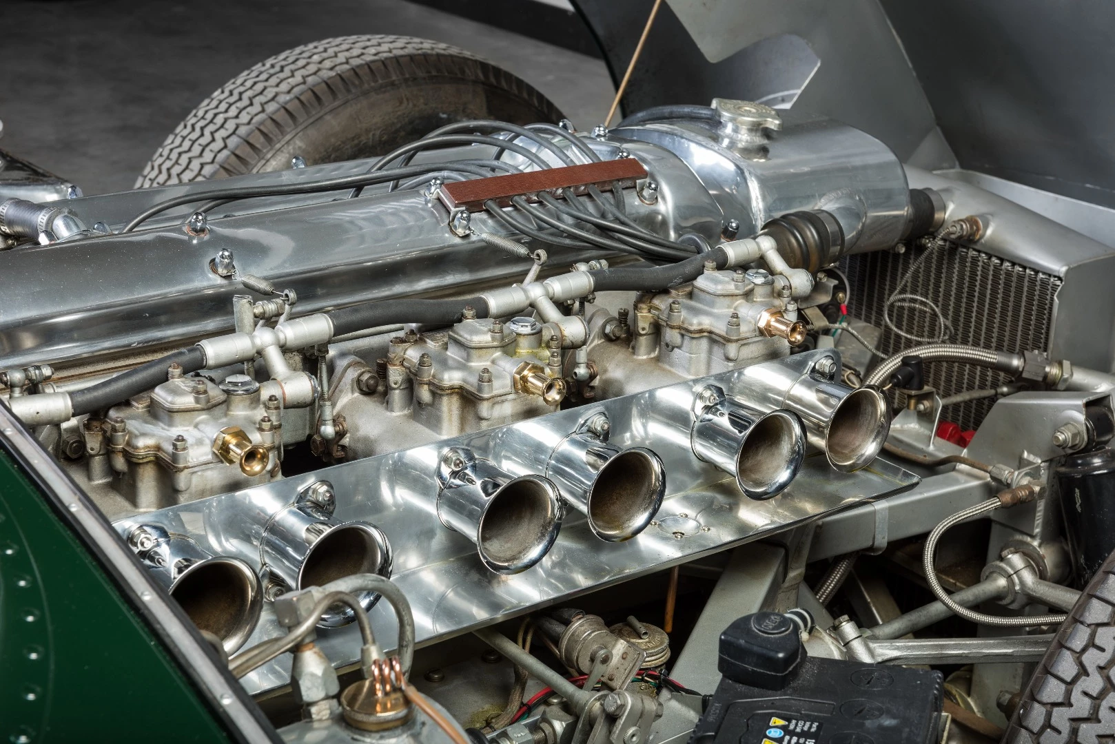 The star car at Mossgreen's official Motorclassica auction in Australia was the Ex-Duncan Hamilton, Gerry Ashmore, Bib Stillwell 1955 Jaguar D-type with an extensive racing history. The car had an estimate of AUD 7 to 8 million but could only muster a high bid of AUD 5.5 million (US$4.35 million) and it did not bring the hammer down.