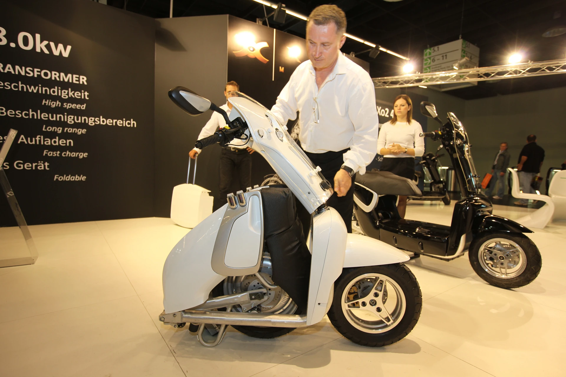 The XOR Urban Transporter folding scooter