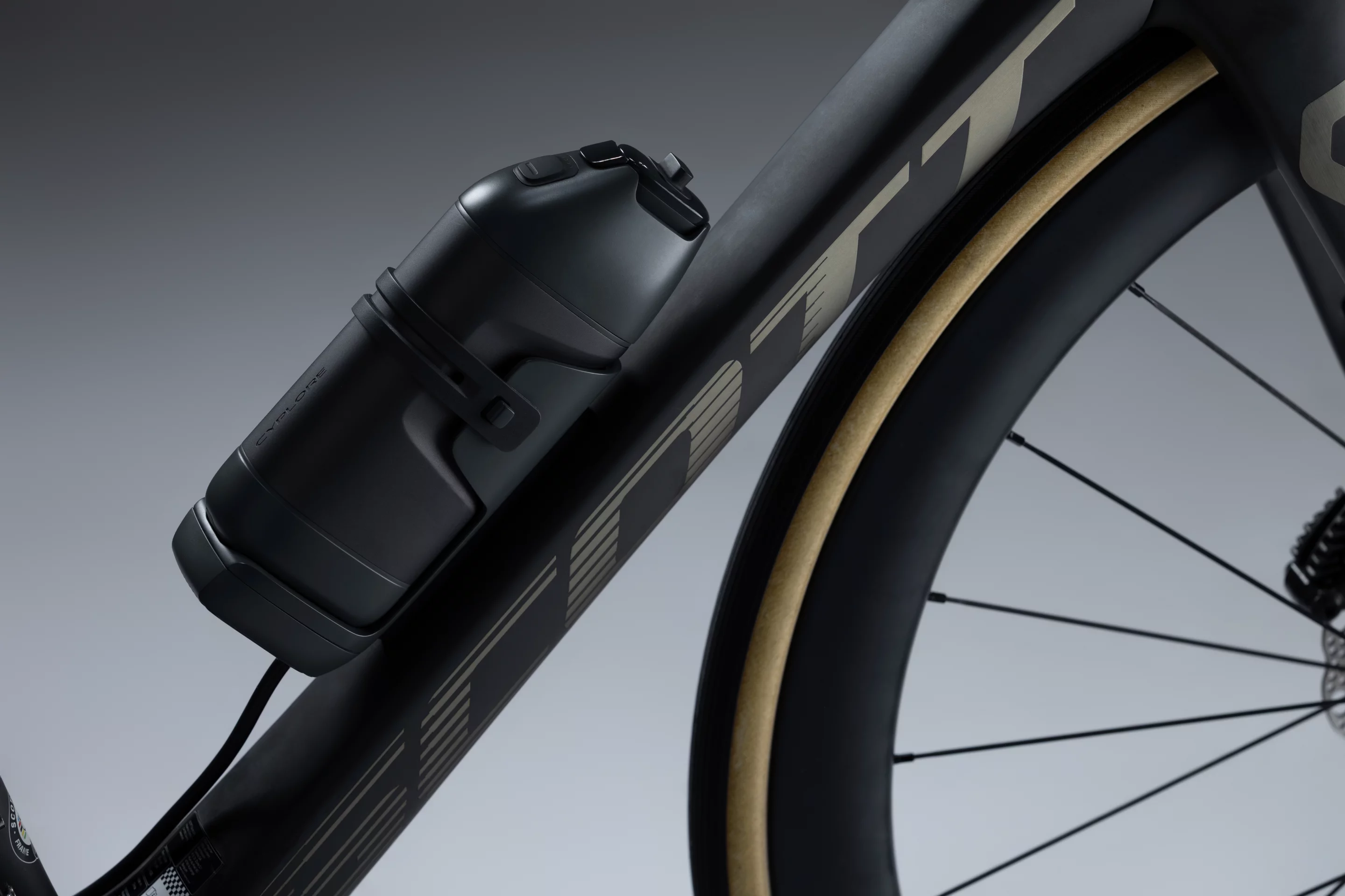 One battery-charge should be good for approximately 50 km (31 miles)