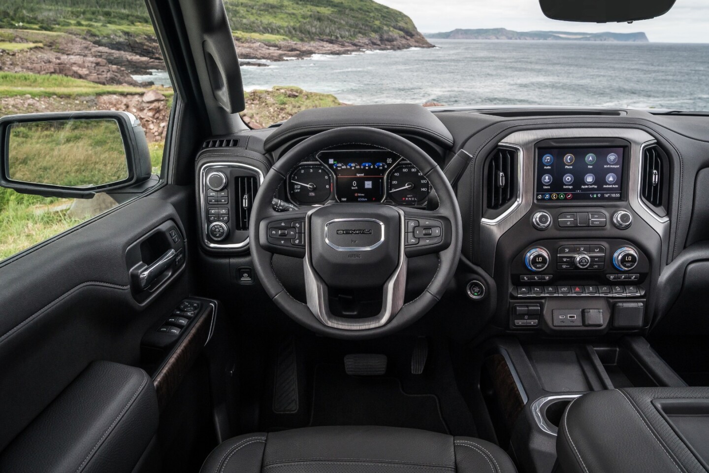 Seating in the 2019 GMC Sierra is well-done as well, with good comfort and accommodation