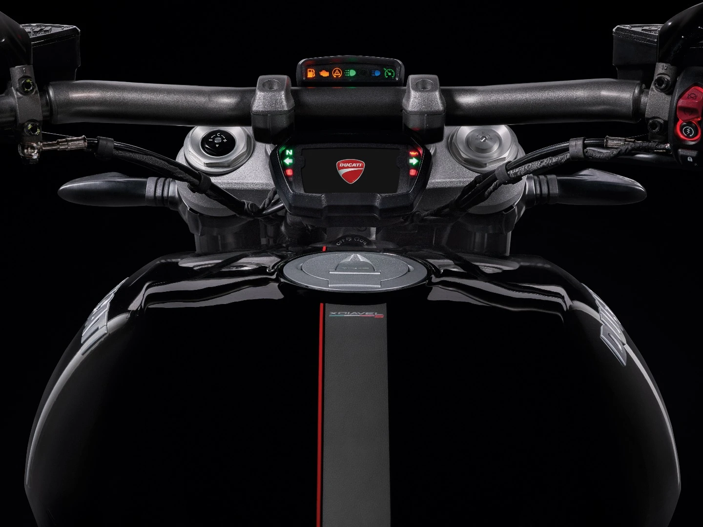 Ducati XDiavel S: twin split dash