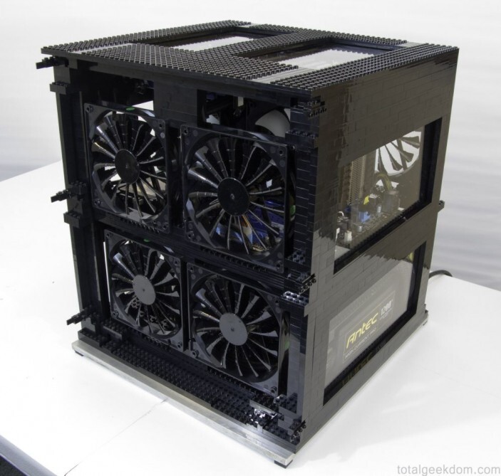 A DIY PC housed in a LEGO case (Photo: Total Geekdom)