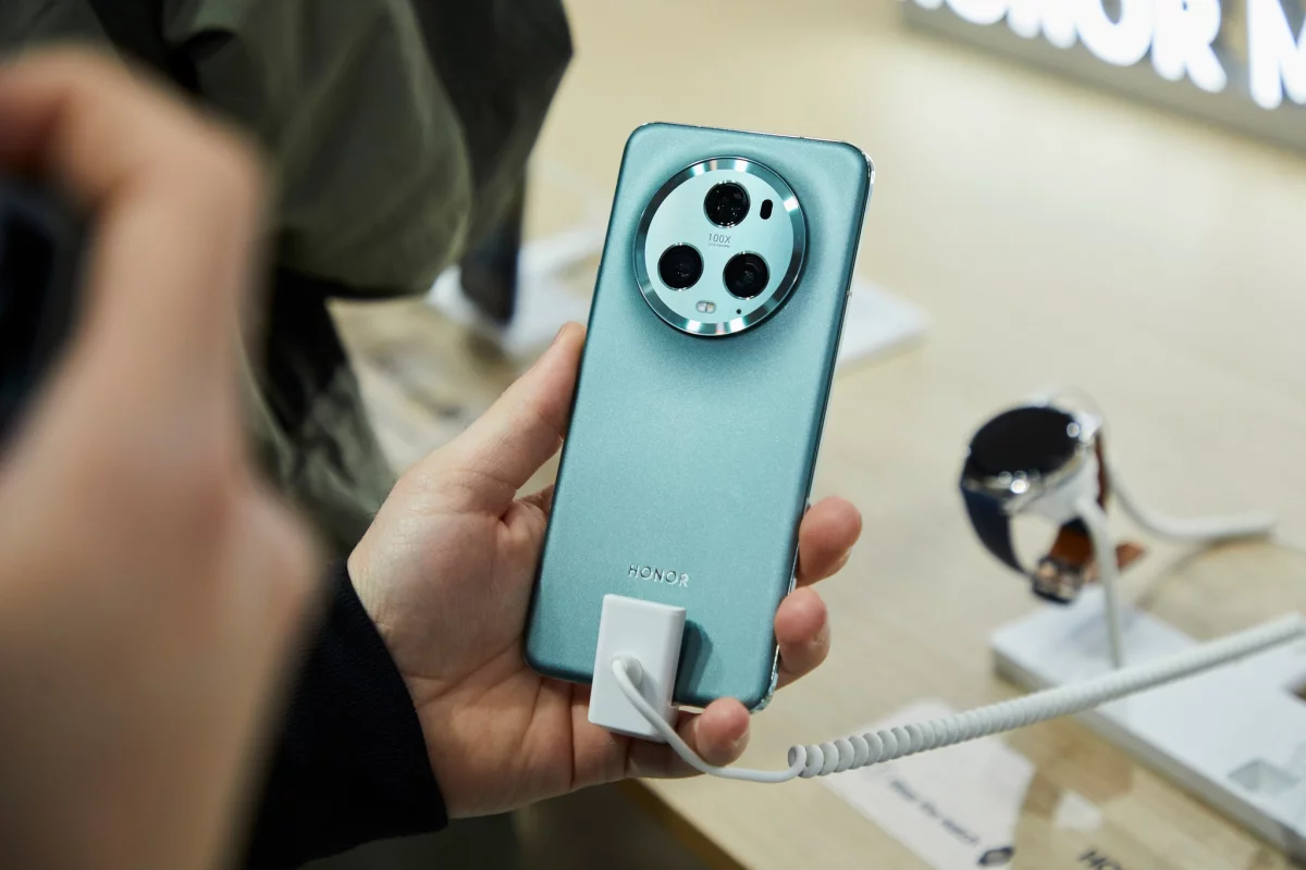 The Magic5 Pro flagship smartphone launched to global markets at MWC 2023