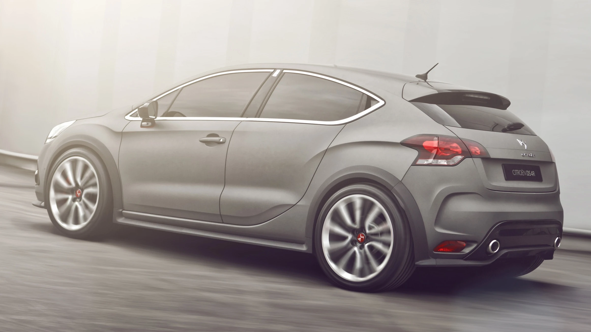 The DS4 Racing concept has a textured-effect matt grey paint, which catches the light to further enhance the lines of the car.