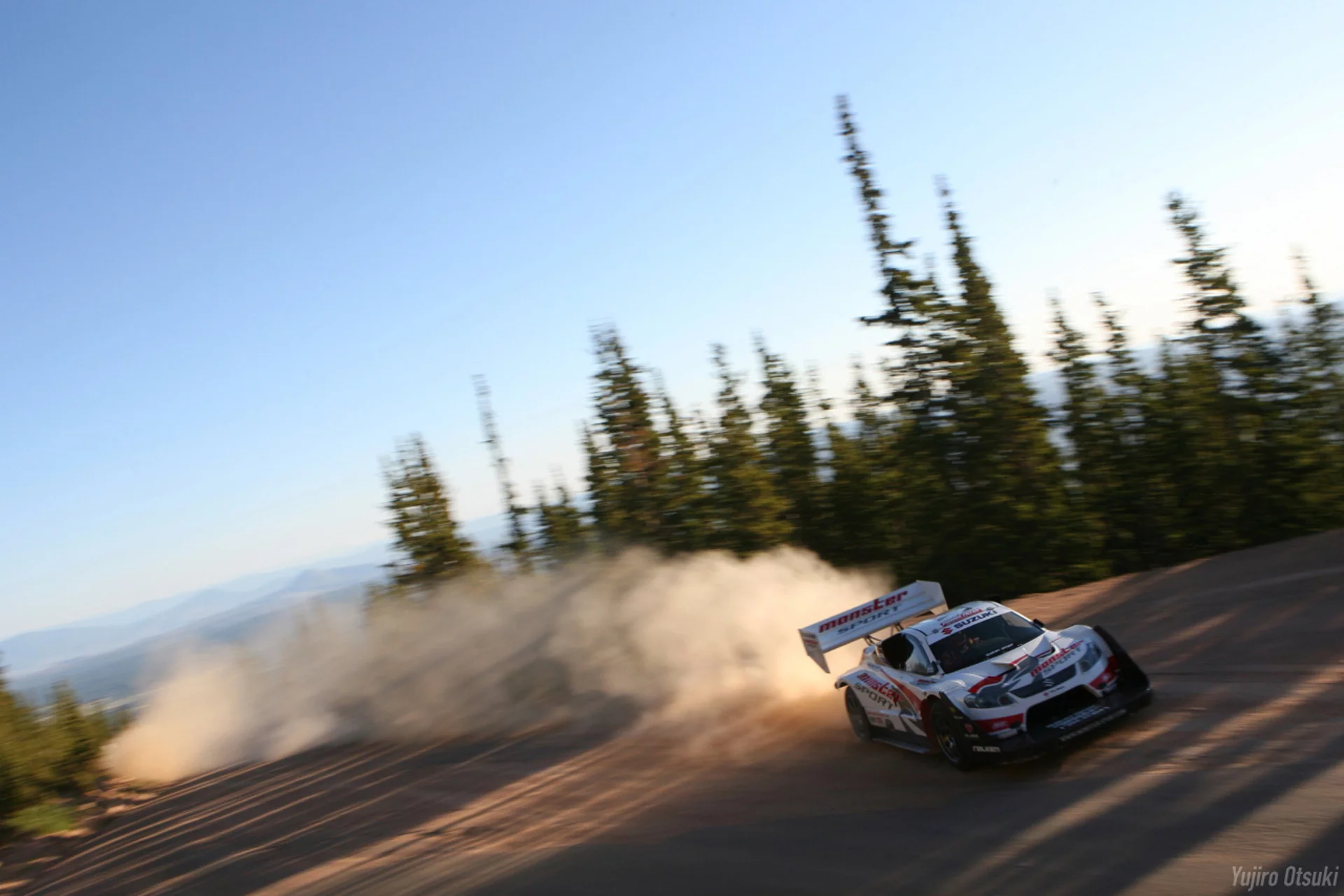 Monster Tajima on his way to a near ten minute time up Pike's Peak