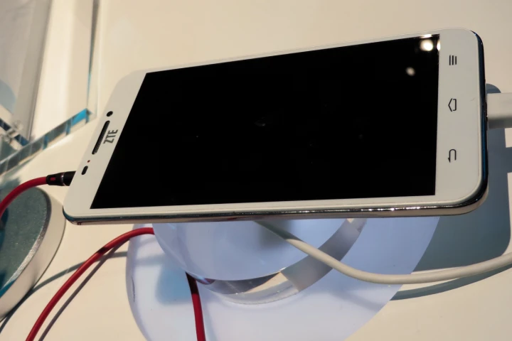 ZTE's original Grand Memo – a successor device will be announced at Mobile World Congress