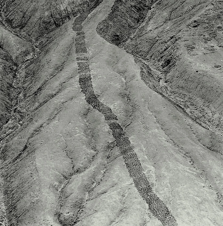 An aerial photograph of Monte Sierpe taken by Robert Shippee and published in National Geographic in 1933