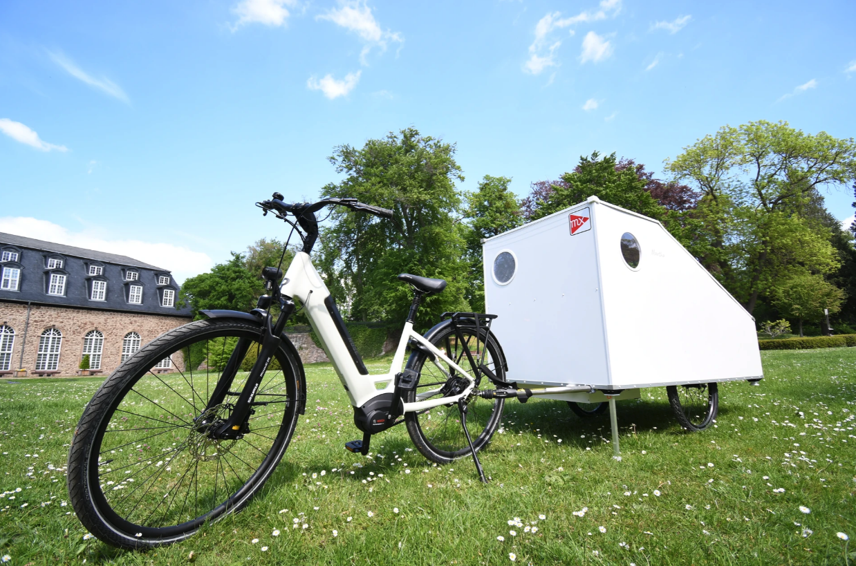 Maxmess says that the Martha trailer could technically be towed via a regular non-powered bicycle by a very fit cyclist on a relatively flat route, but it's really designed for use with an ebike