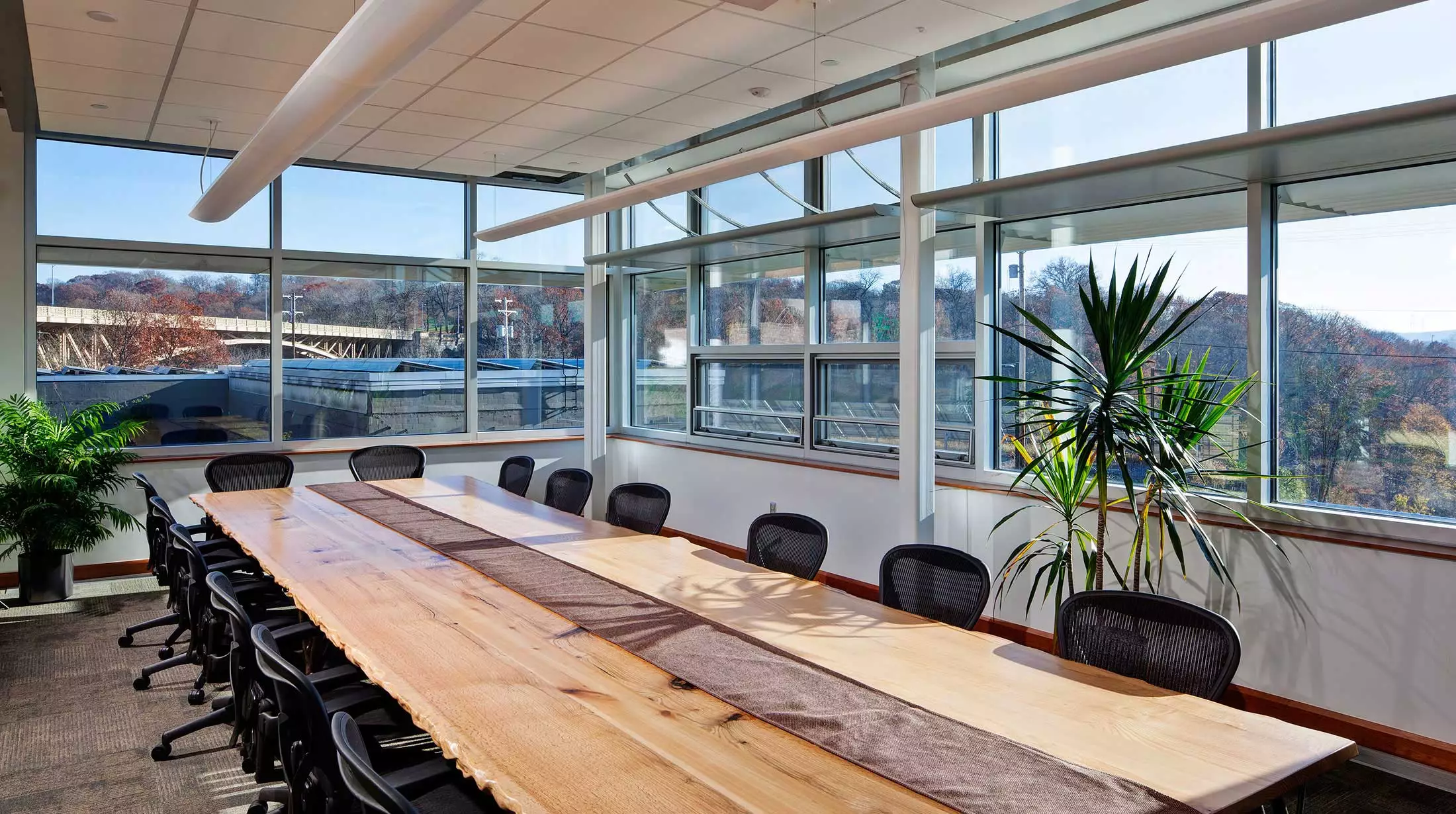 Computational fluid dynamics was used to determine the best locations for windows at the Center for Sustainable Landscapes to facilitate natural ventilation (Photo: Denmarsh Photography)