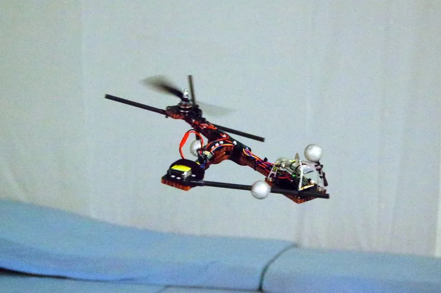 Having previously demonstrated that quadcopters can remain in flight even when losing one, two or three of their propellors, the Monospinner seemed a logical next step for the research team