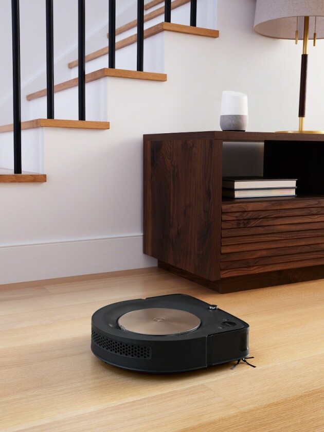 The Roomba s9+ at work