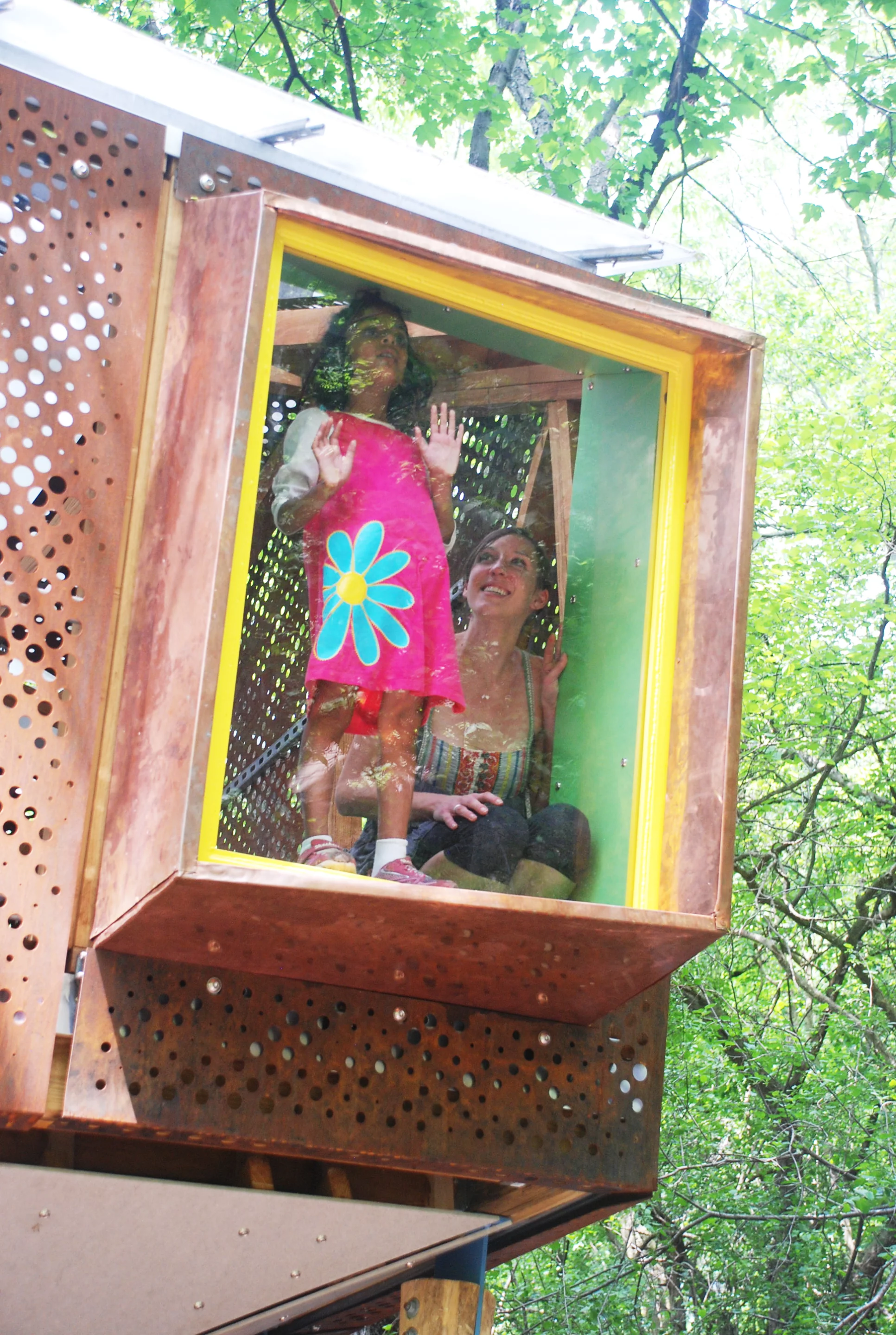 Gutters overhang to allow the children to watch rainwater running off and falling below (Photo: Syracuse SOA)