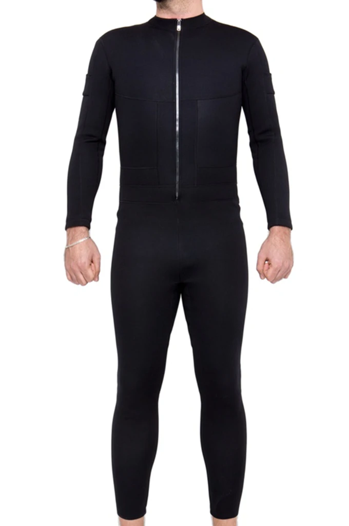 A full-body view of the Teslasuit and a virtual reality headset