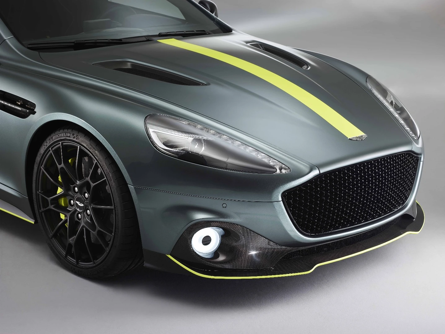 Aston Martin Rapide AMR: aggressive new grille and carbon splitter