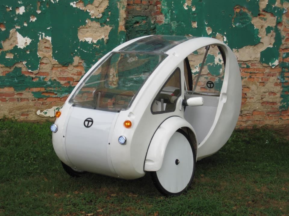 While the battery can be charged in two hours from a standard outlet, the ELF also features a roof-mounted 60-watt photovoltaic panel