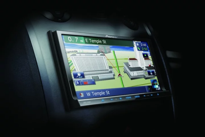 Pioneer AVIC-Z130BT in-car navigation system