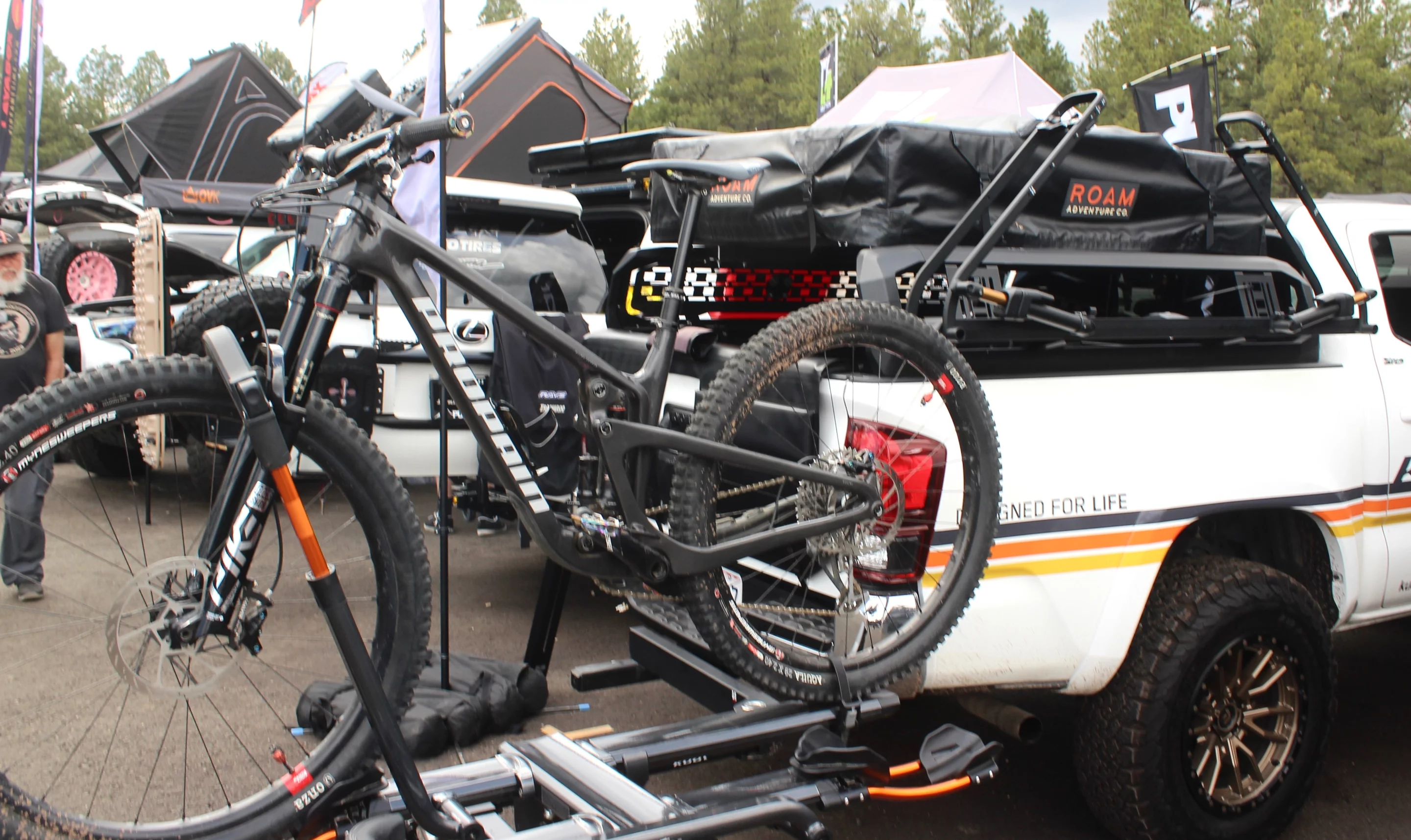 We first thought this was a different Ibex model, but each Ibex rack can adjust between two heights