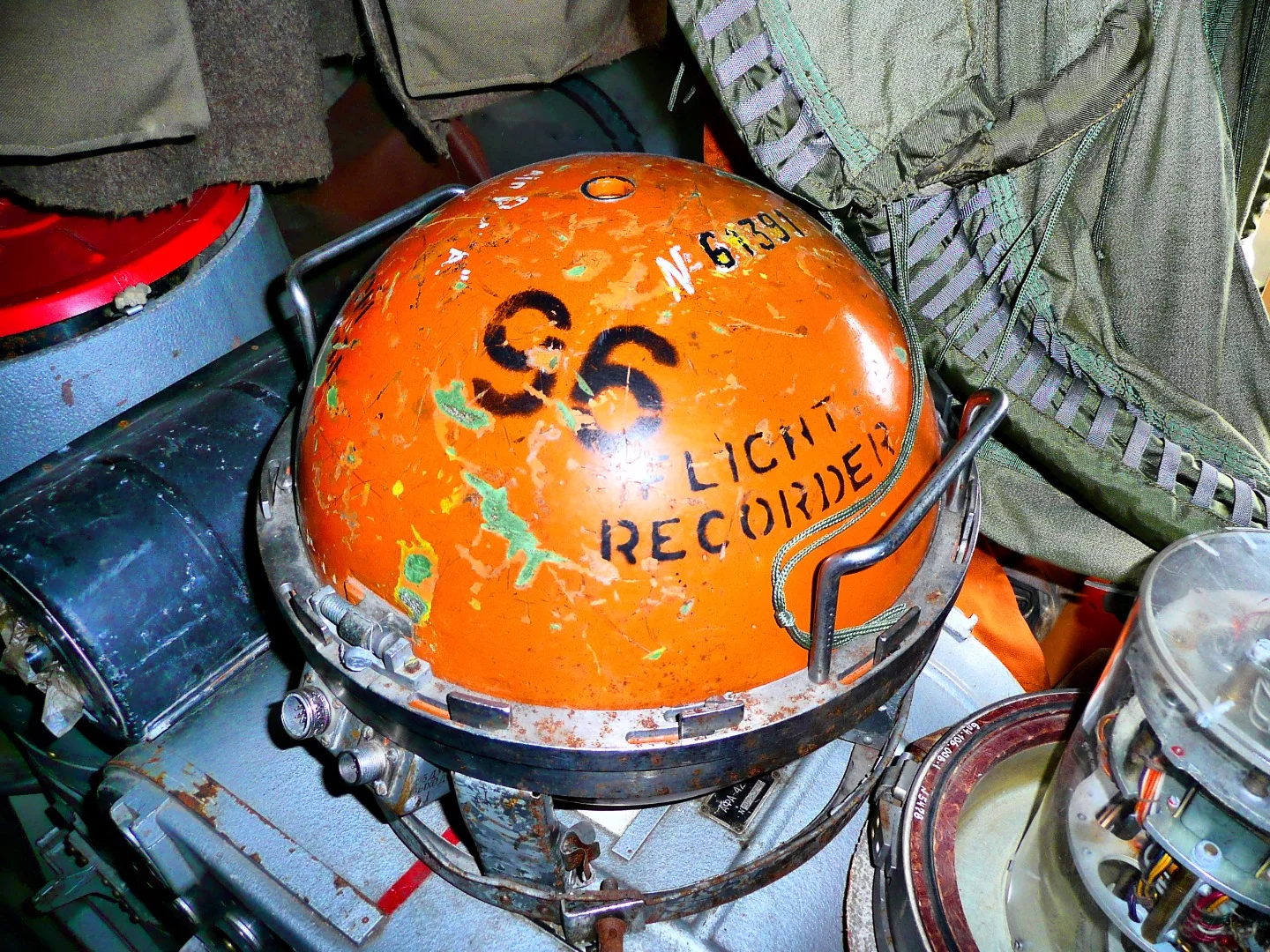 The flight recorder that the Dartz key box was modeled after