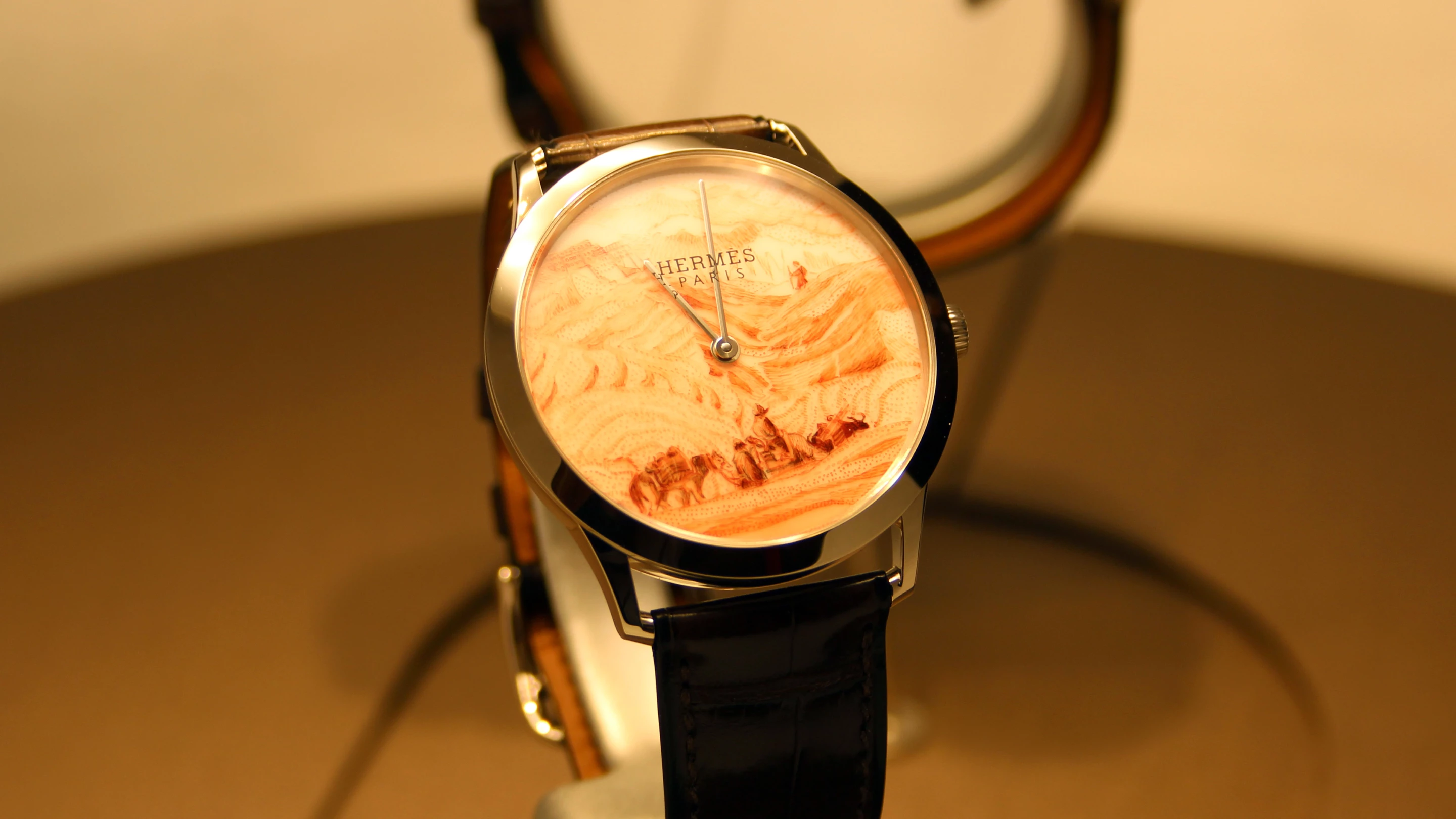 One of two limited edition Aka-e wristwatches from La Montre Hermès (Photo: Chris Wood/Gizmag.com)