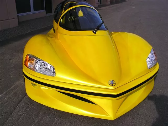 The Future Vehicle Technologies Ale', look-alike forerunner to the under-wraps eVaro