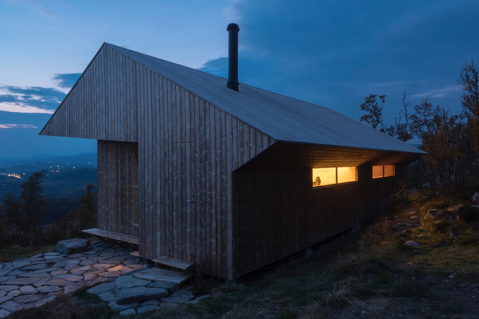 Cabin Ustaoset sleeps up to 13 people