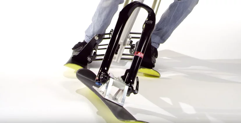Snogo's RLTAG design makes its bike highly maneuverable