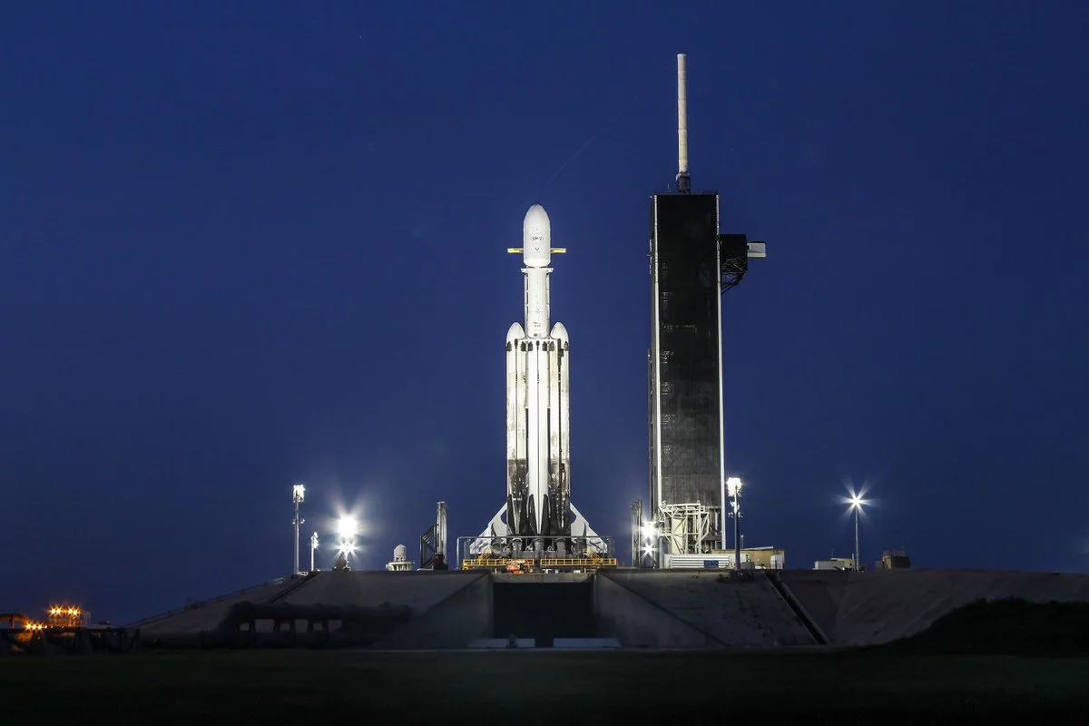 Falcon Heavy on the pad ahead of the STP-2 mission