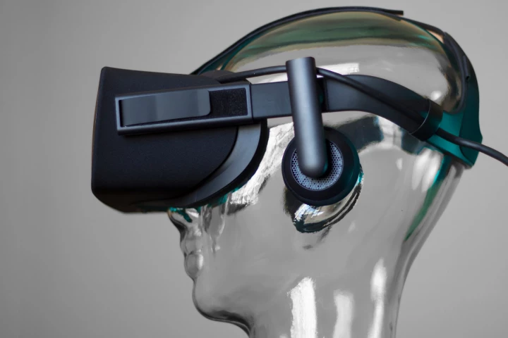 The Oculus Rift is finally available for (nearly) instant gratification orders