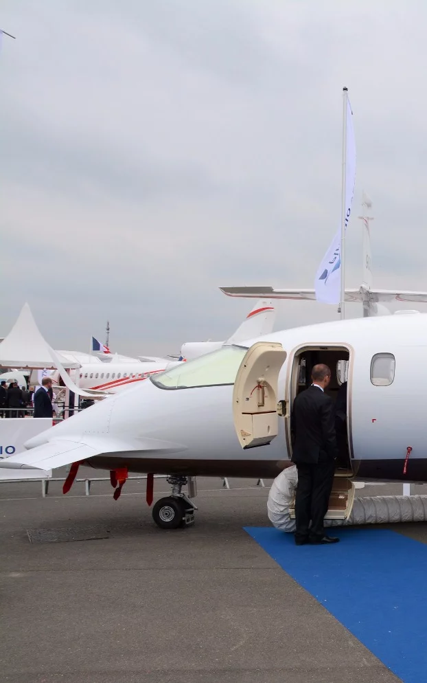 Piaggio's Avanti EVO is reported to offer superior climb performance, class-leading fuel economy and a custom-made cabin