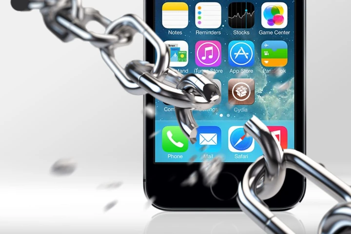 Gizmag's step-by-step instructions walk you through the process of jailbreaking your iOS 7 Apple device (chain: Shutterstock)