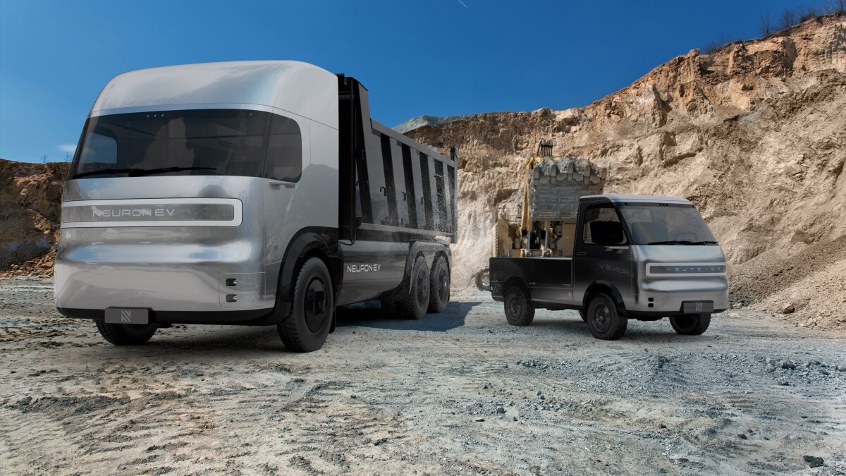 Both the MET (left) and STAR can be outfitted for different tasks with various rear modules