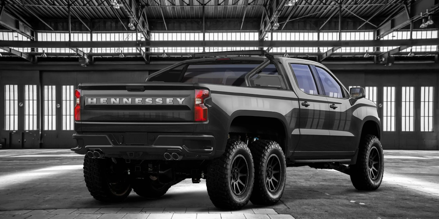 Most engine boosting comes from Hennessey's own in-house supercharger, the HPE700, made to fit the 6.2L V8 on the Goliath 6x6