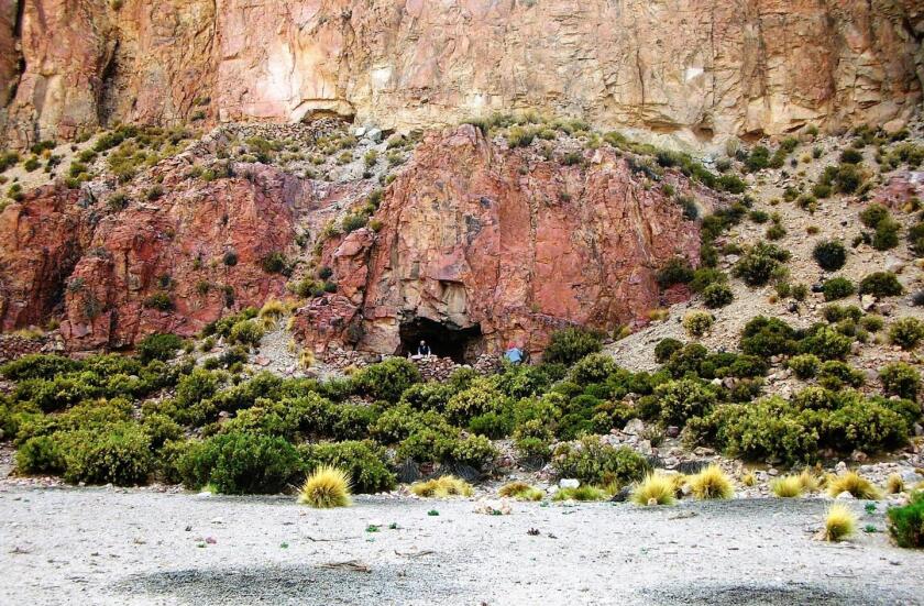 The researchers found the ritual bundle in the Cueva del Chileno rock shelter located in southwestern Bolivia