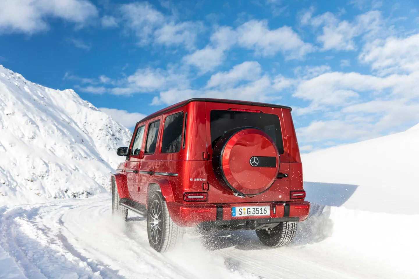 Mercedes-Benz G 350 D: everyone's favourite 4WD fashion accessory gets a high-efficiency diesel option