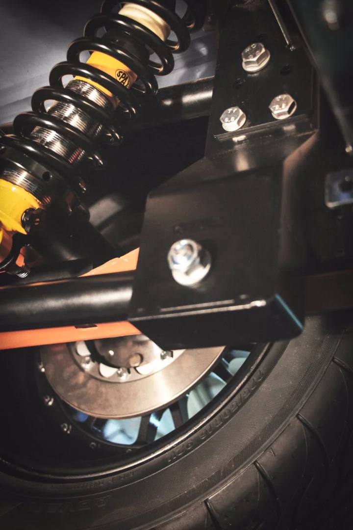 A new suspension design removes leaf springs, and frees up more space for passengers