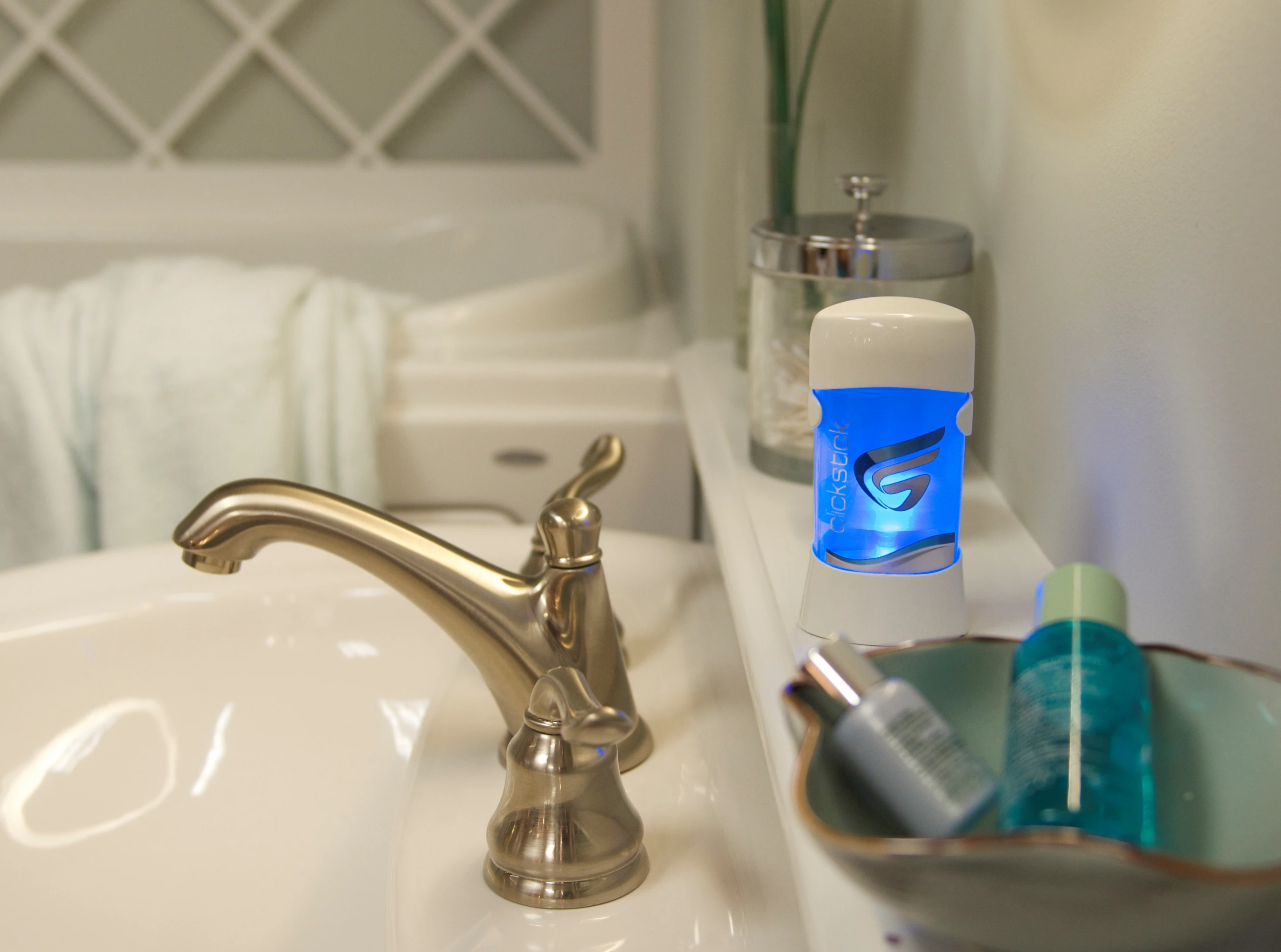 When the dispenser runs dry, you fill it up again with pouches of your preferred deodorant or, at a reduced price, ClickStick's own