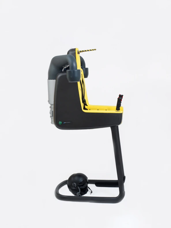 The Body Jet features a carbon fiber yellow and black body (Photo: Marc Newson)