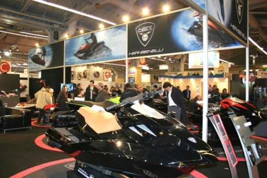 HSR-Benelli Series-R Prestige Edition in Paris