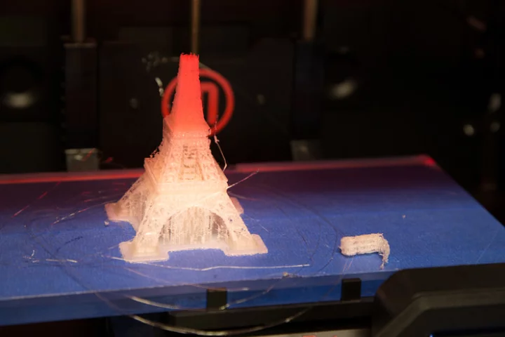 The Pegasus Touch uses lasers to print objects
