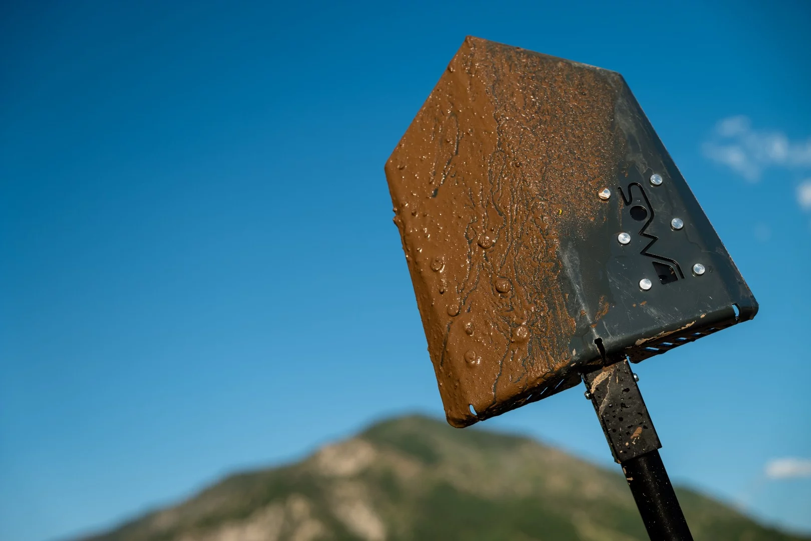 Built to get filthy time and again, the new Delta Shovel is DMOS' first shovel designed specifically for dirt