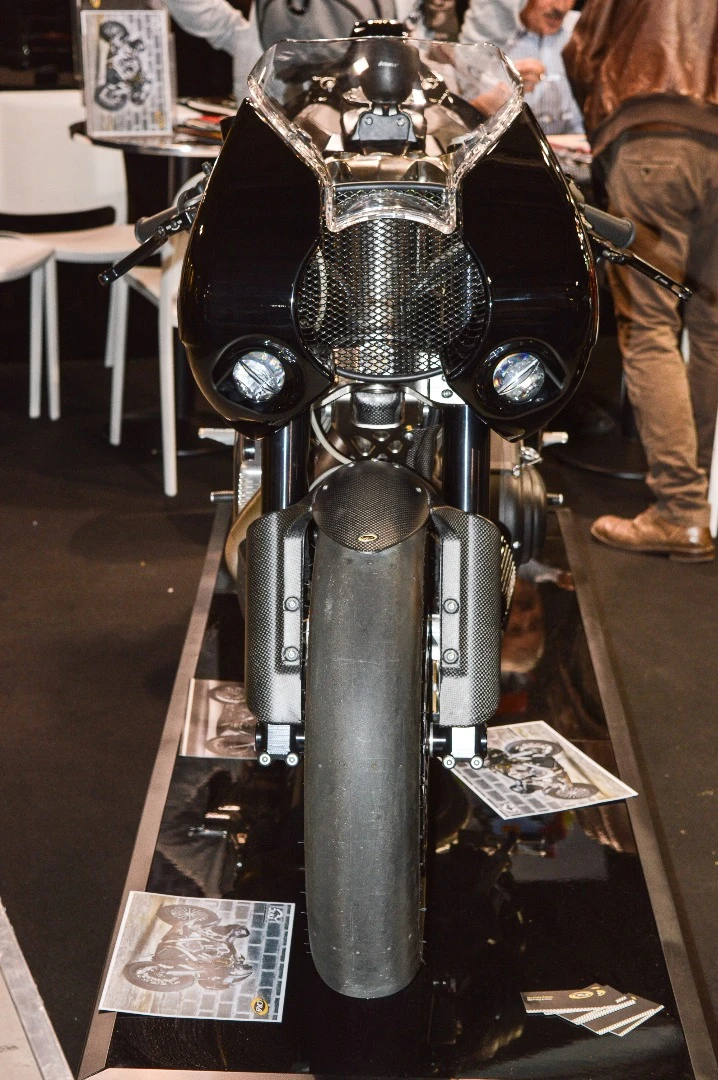 The front end of the Cafedecursa