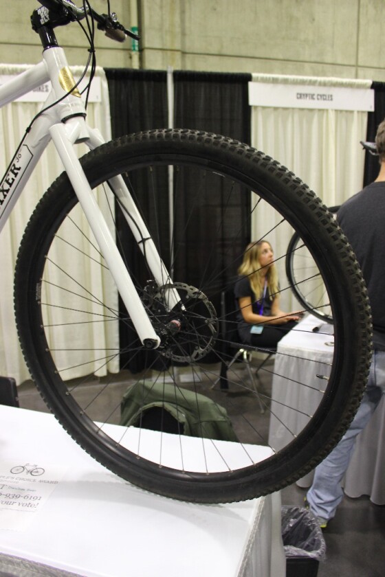 The DirtySixer utilizes unicycle wheels