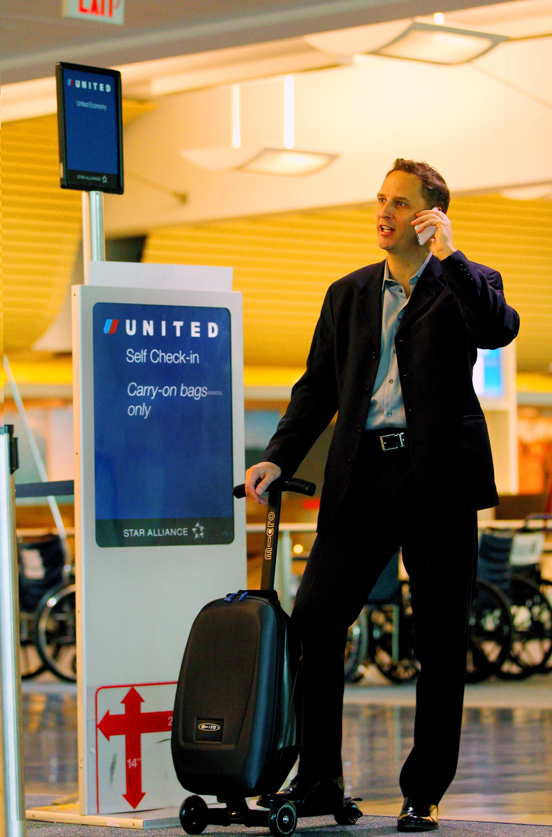 The Micro Luggage was created by Swiss company Micro Mobility