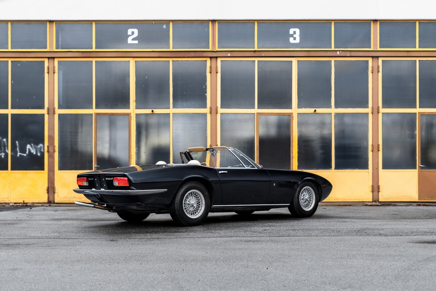 $869,707 (€708,125) | 1970 Maserati Ghibli 4.7 Spyder by Ghia | RM-Sotheby's Lot 129 | Auction Description | Estimate: €700,000 to €800,000
