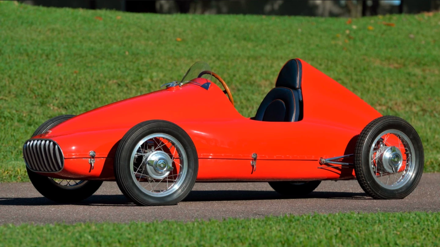 This 1952 Cisitalia Grand Prix Childrens Car sold for $4,425 at Mecum's 2022 Kissimmee sale on 16 January 2022