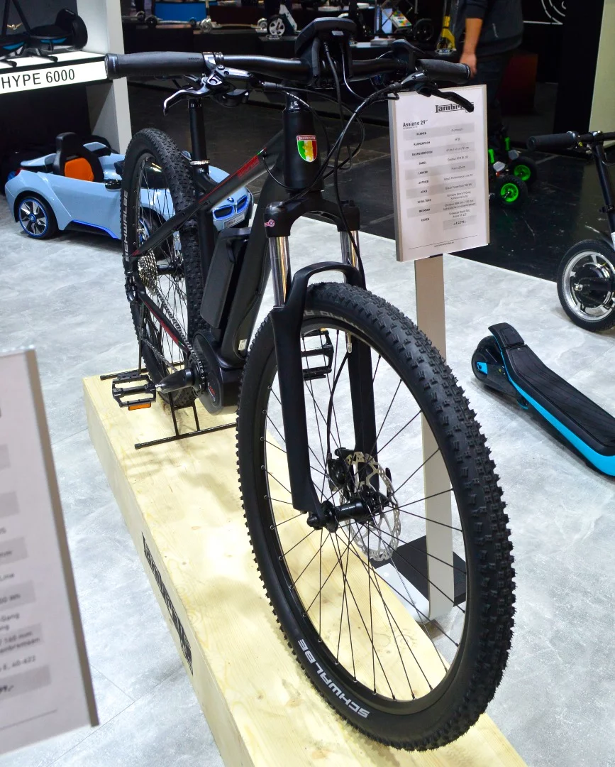 "Lambretta" is one of the classic scooter/motorcycle names that now finds itself on electric bicycles