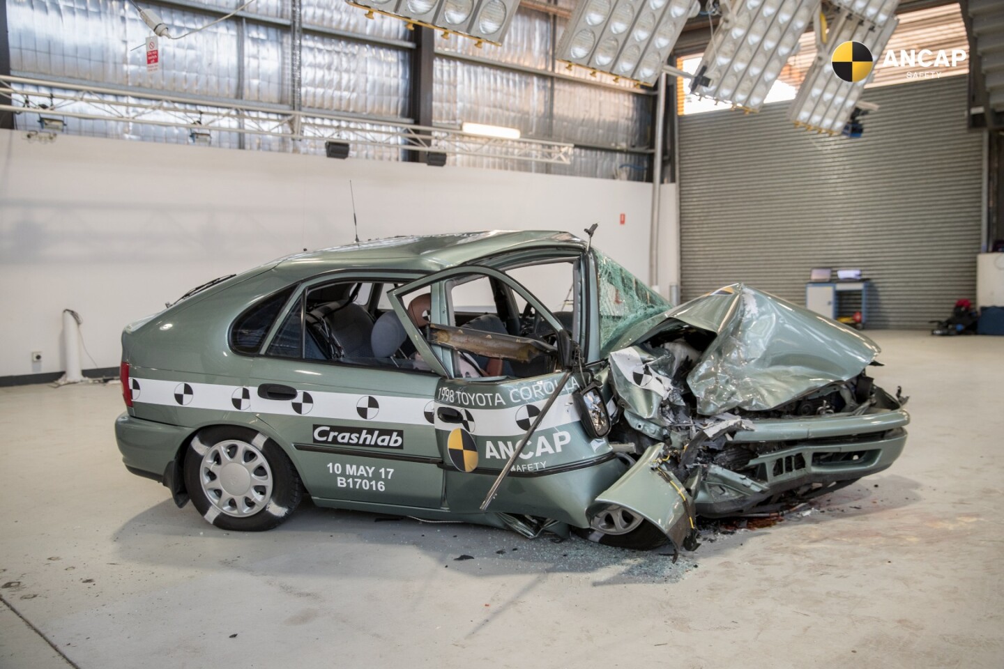 Another look at the classic Corolla after the accident